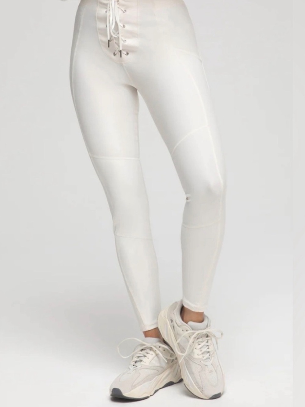 Good American Bombshell Ivory Lace Up Leggings (2XL) - Picture 3 of 13